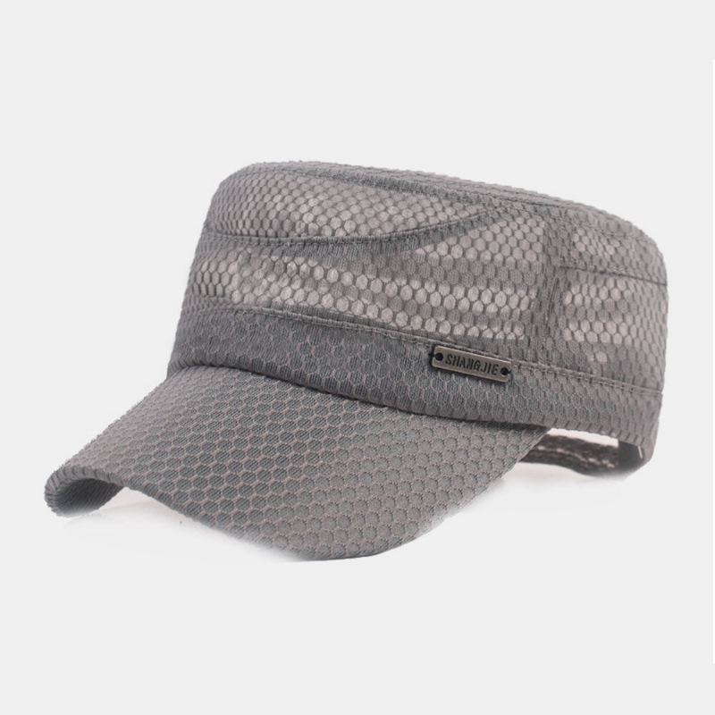 Mannen Verstelbare Mesh Ademende Effen Kleur Militaire Cap Platte Cap Met Letter Metalen Label