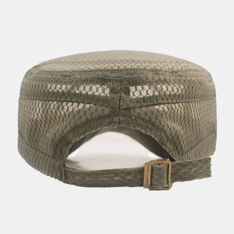 Mannen Verstelbare Mesh Ademende Effen Kleur Militaire Cap Platte Cap Met Letter Metalen Label