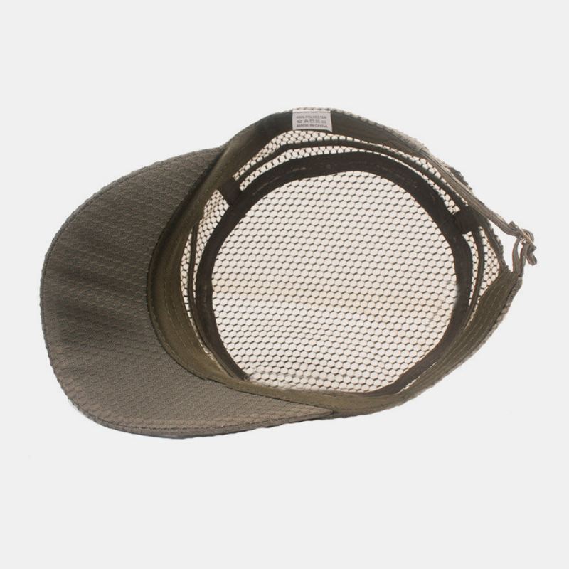 Mannen Verstelbare Mesh Ademende Effen Kleur Militaire Cap Platte Cap Met Letter Metalen Label