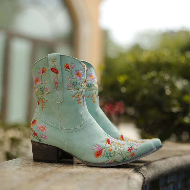 Grote Maat Vrouwen Retro Geborduurde Puntige Teen Chunky Hak Slip Op Cowboy Laarzen