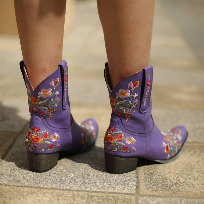 Grote Maat Vrouwen Retro Geborduurde Puntige Teen Chunky Hak Slip Op Cowboy Laarzen