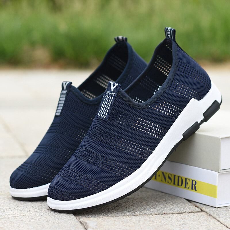 Heren Uitgeholde Ademende Stof Zachte Bodem Slip Op Comfortabele Sport Casual Wandelschoenen