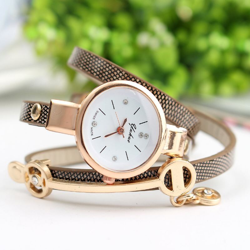Mode Pu Lederen Band Eenvoudige Kristallen Wijzerplaat Dameshorloge Dames Jurk Quartz Horloge
