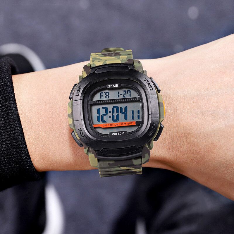 Sport Herenhorloge Datum Weekweergave 5atm Waterdicht Stopwatch Countdown Led Light Outdoor Digitaal Horloge