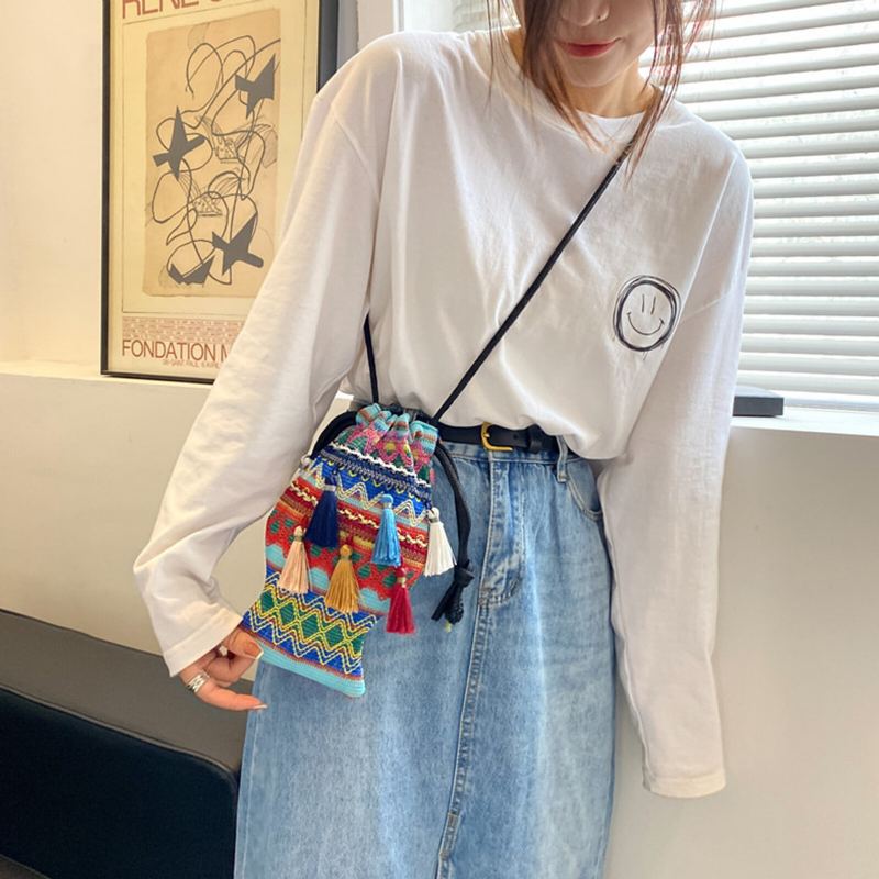 Vrouwen Stro Bohemian Stijlvolle Vis Kwastje Ontwerp Crossbody Tas Mode Vintage Trekkoord Schoudertas
