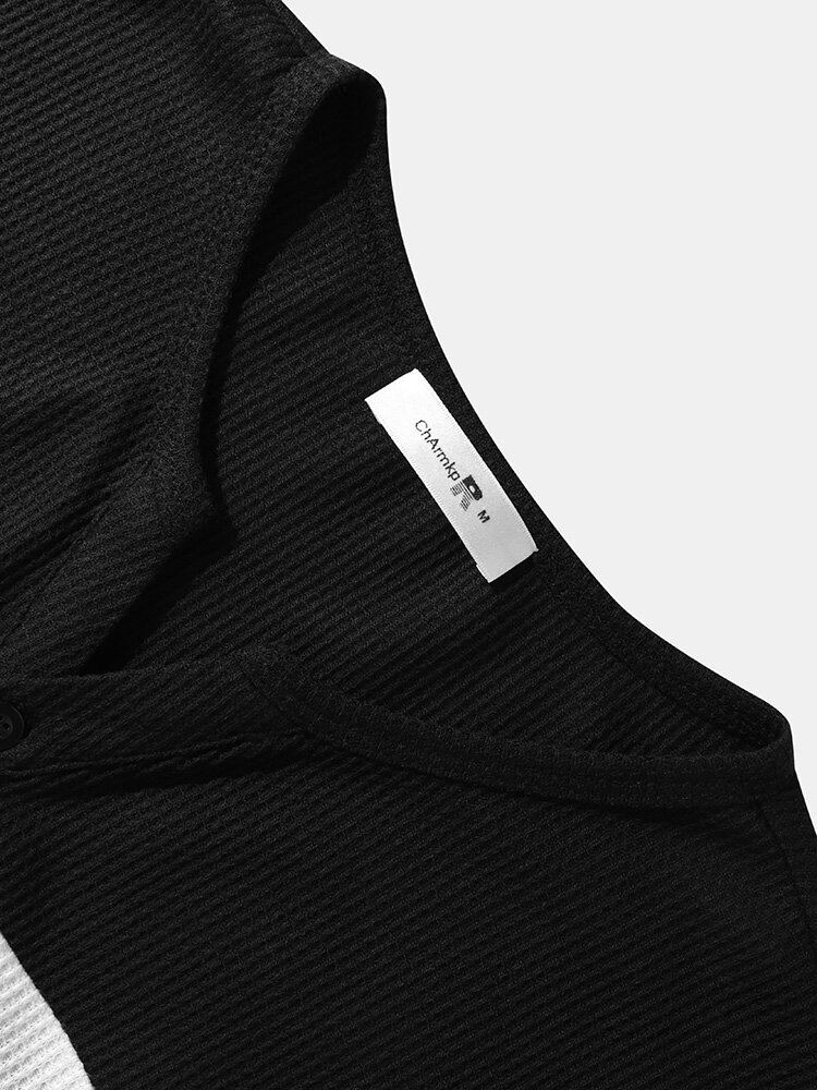 Henley T-shirt Met Gestreepte Knoop Inkeping Kraag Patchwork